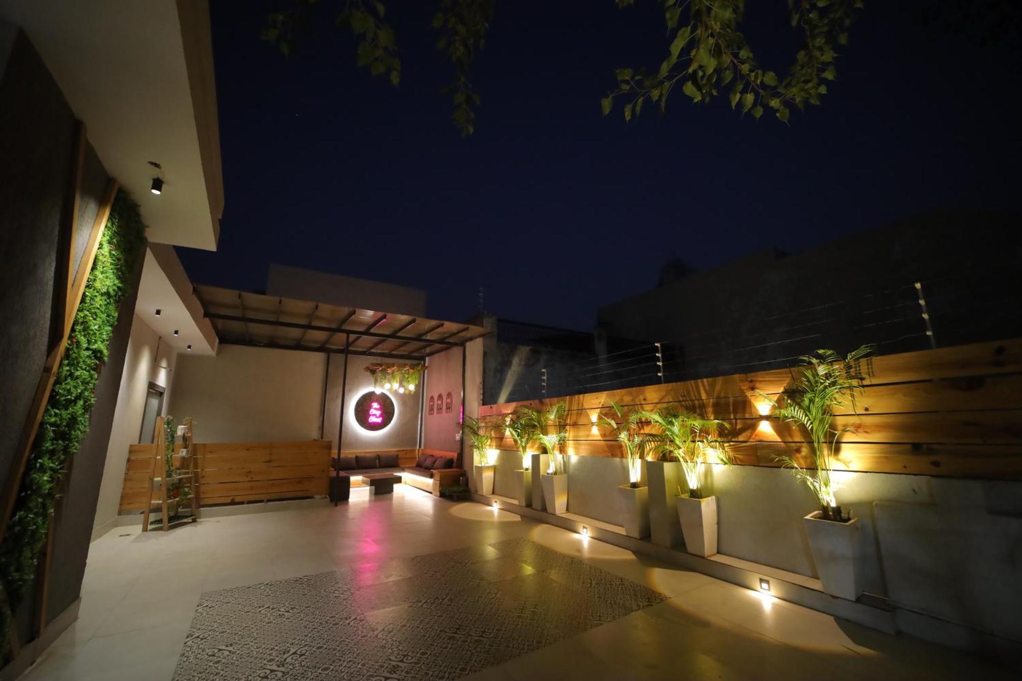 The Cozy Chaos Villa Agra  Ngoại thất bức ảnh